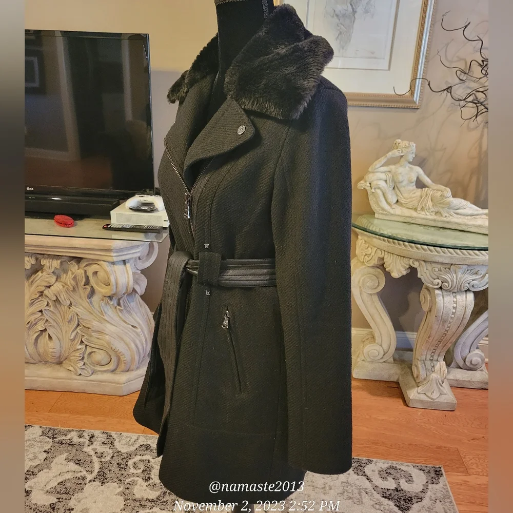 Guess Wool Blend Pea Coat Faux Fur Collar Leather Belt Studded Black Small #613 - Picture 3 of 14